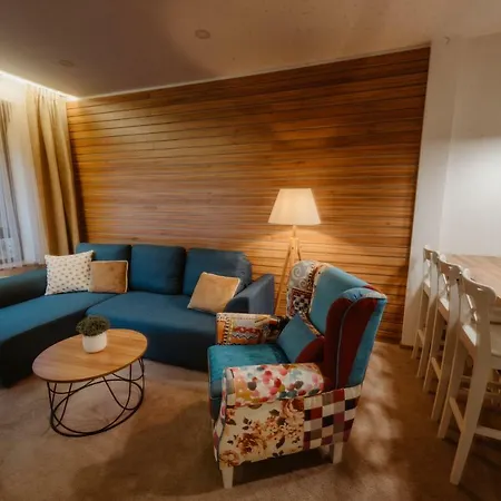 Wonderwood Family Apartment